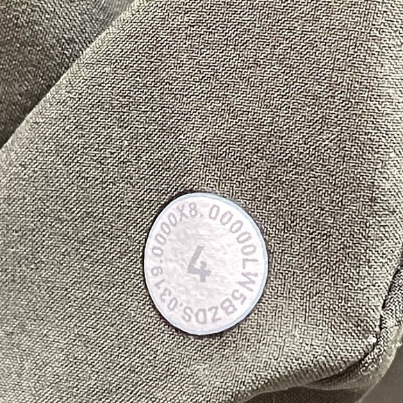 Lululemon On The Fly Jogger - Picture 4 of 16